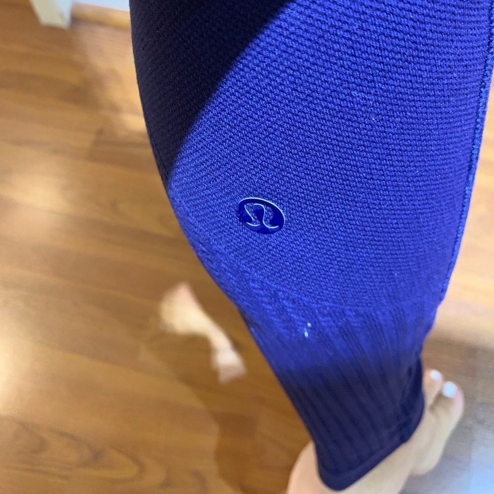 Lululemon Compression Leggings - image 3